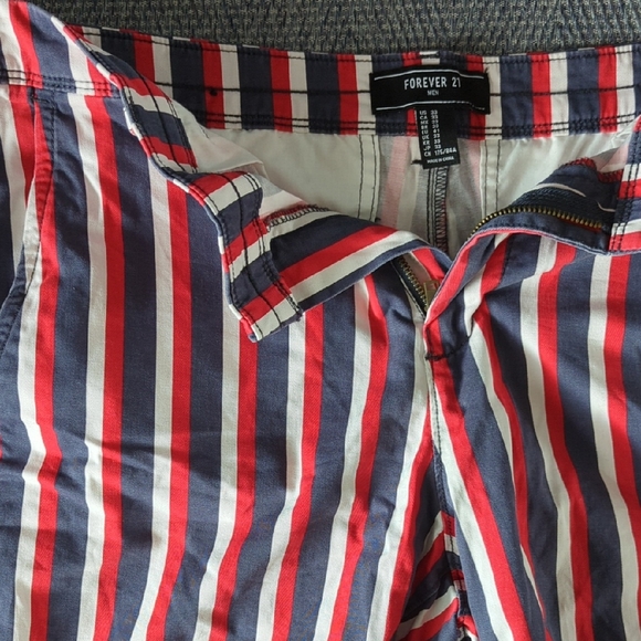 Forever 21 Men's Striped Shorts - Red and Navy - Picture 2 of 3